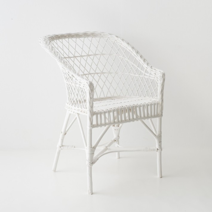 Fauteuil en osier Antonin laqué blanc sans coussin